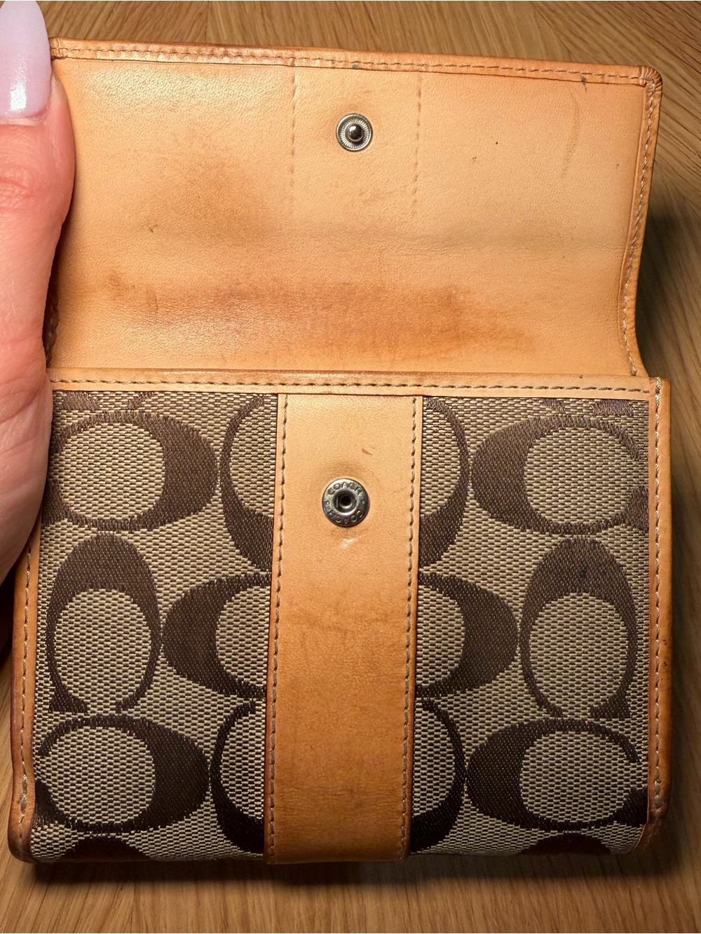 Coach Vachetta Leather Signature Canvas Trifold Wallet - Picture 11 of 16